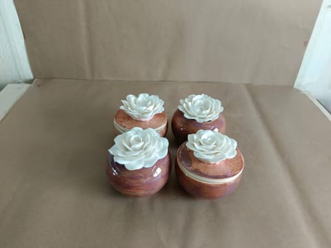 PadmeHum Studio -Round Rose jar