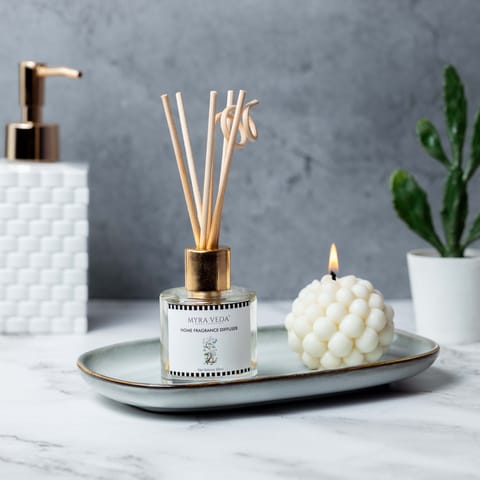 Myra Veda Signature Reed Diffuser Set